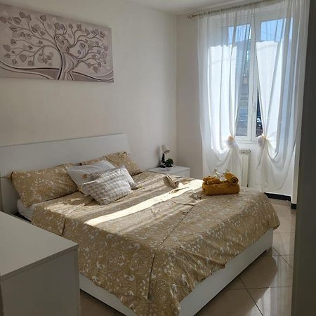 Casa Vacanze Porto Antico Appartement Genua Buitenkant foto