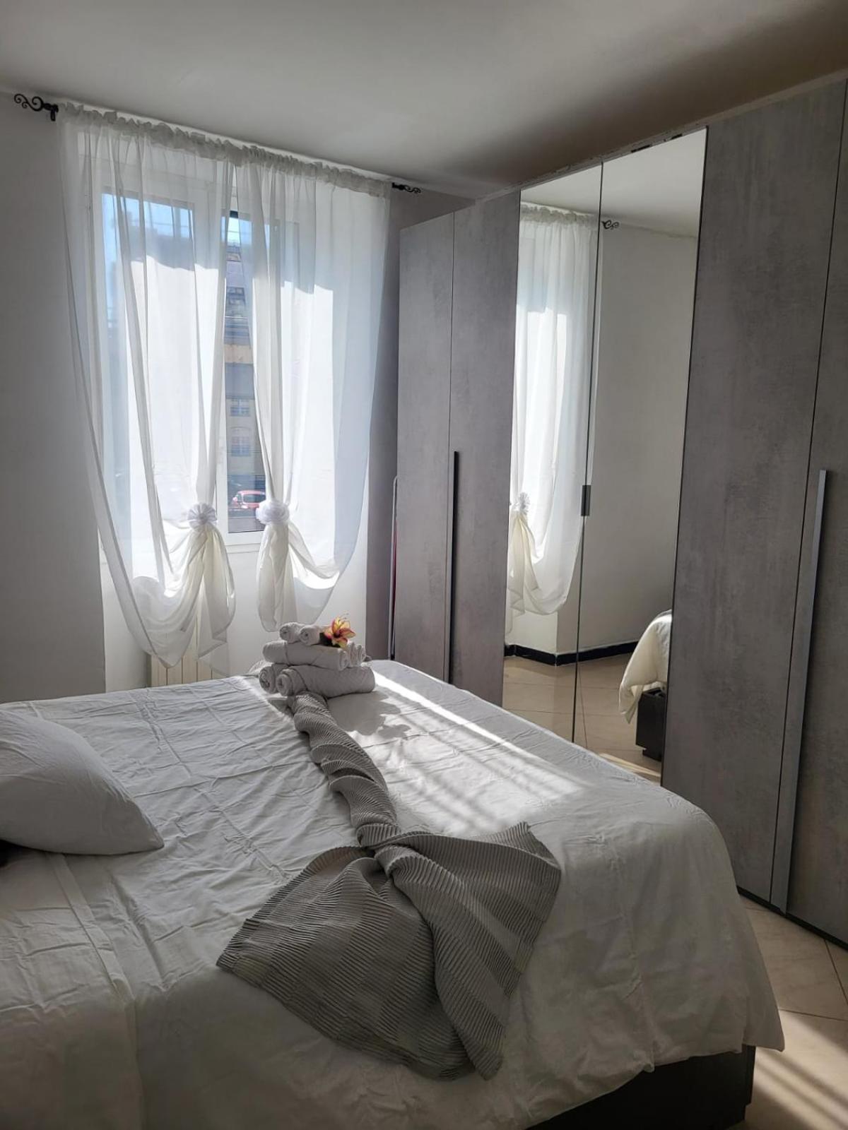 Casa Vacanze Porto Antico Appartement Genua Buitenkant foto